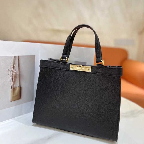 women's design handbag leather senior temperament shoulder women's bag crossbody 0426-111
women's design handbag leather senior temperament shoulder women's bag crossbody 0426-111