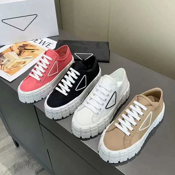 speedy trainer women shoe designer sneaker men 2023 white pink abrasion thick bottom triangle speed trainers platform sneakers designers fla, Black
speedy trainer women shoe designer sneaker men 2023 white pink abrasion thick bottom triangle speed trainers platform sneakers designers fla, Black