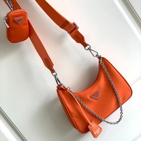 high-end brand crossbody bag handbag women's fashion design 3-in-1 nylon underarm bag hobo luxury large capacity oblique body one shoul
high-end brand crossbody bag handbag women's fashion design 3-in-1 nylon underarm bag hobo luxury large capacity oblique body one shoul