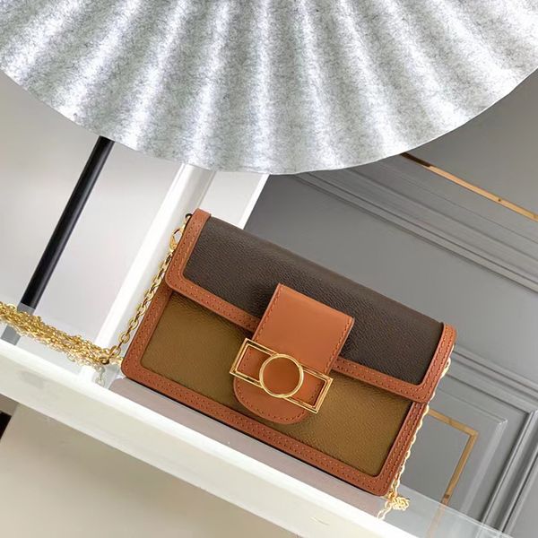 level replication designer chain bag 18.5cm genuine leather dauphine shoulder bags m68746 with box
level replication designer chain bag 18.5cm genuine leather dauphine shoulder bags m68746 with box