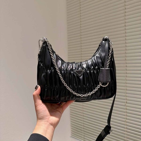 designer pleated bag women hobo handbag silver chain crossbody purse adjustable letter strap
designer pleated bag women hobo handbag silver chain crossbody purse adjustable letter strap