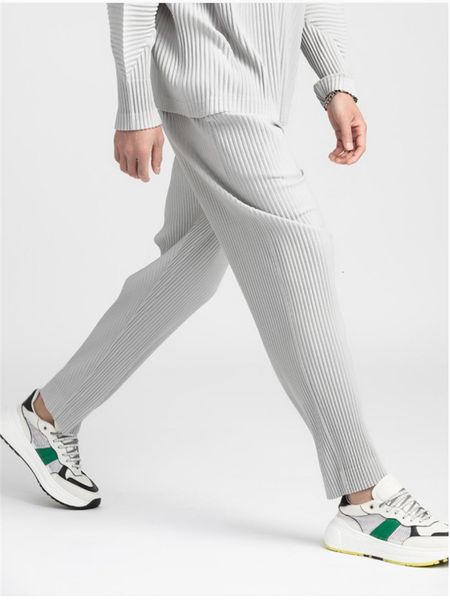 men's pants miyake pleated life straight pants harem men's loose hp series wild casual bloomers sports men 230306, Black
men's pants miyake pleated life straight pants harem men's loose hp series wild casual bloomers sports men 230306, Black