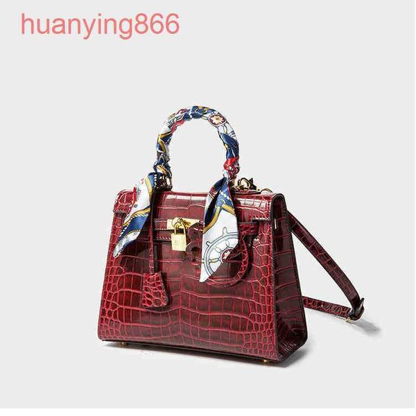 luxury h bag new h family leather women's hand crocodile pattern trend messenger 666
luxury h bag new h family leather women's hand crocodile pattern trend messenger 666