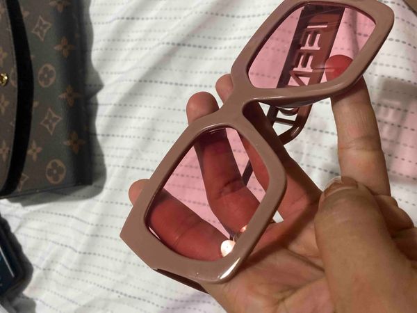 women's summer sunglasses for round face&big face 2023 new uv-proof makeup artifact sunglasses womens fashion designer outdoor beach su, White;black
women's summer sunglasses for round face&big face 2023 new uv-proof makeup artifact sunglasses womens fashion designer outdoor beach su, White;black