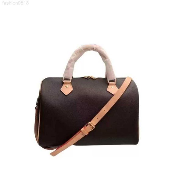2023 selling bags luxury design women mini handbag speedy nano shoulder fashion crossbody bag
2023 selling bags luxury design women mini handbag speedy nano shoulder fashion crossbody bag