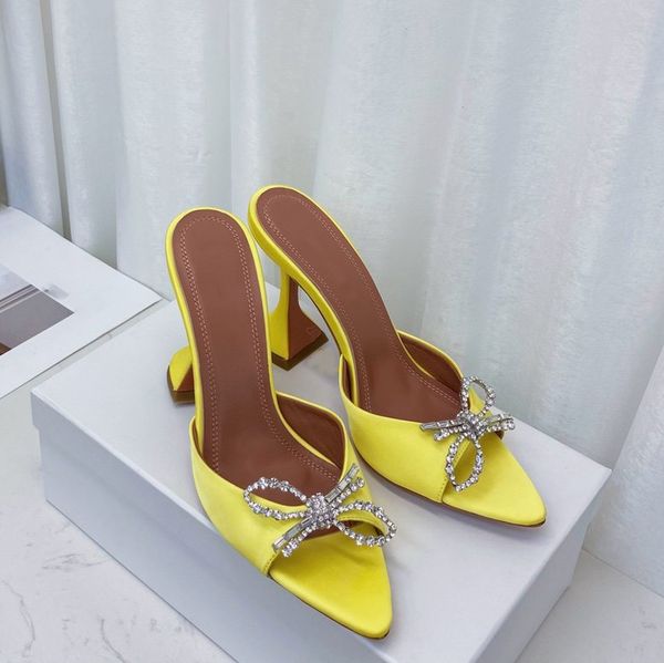 luxury design sandals 2023 fashion amina muaddi women summer high heels leather cross lace up student casual slippers 01-012, Black
luxury design sandals 2023 fashion amina muaddi women summer high heels leather cross lace up student casual slippers 01-012, Black