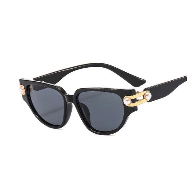 2023 new triangle cat's eye high-grade pearl sunglasses ins plain sunglasses women's fashion glasses, White;black
2023 new triangle cat's eye high-grade pearl sunglasses ins plain sunglasses women's fashion glasses, White;black