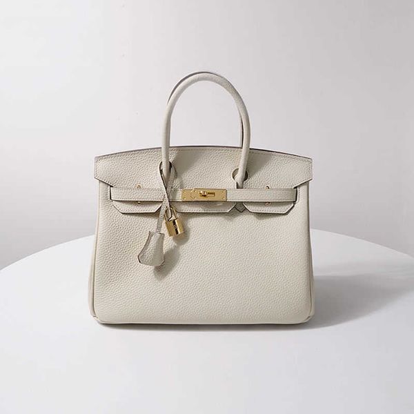 original edition designer bags luxury high-end 2023 new fashion sense small number large capacity versatile fa
original edition designer bags luxury high-end 2023 new fashion sense small number large capacity versatile fa