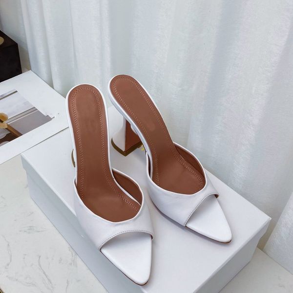 luxury design sandals 2023 fashion amina muaddi women summer high heels leather cross lace up student casual slippers 01-03, Black
luxury design sandals 2023 fashion amina muaddi women summer high heels leather cross lace up student casual slippers 01-03, Black