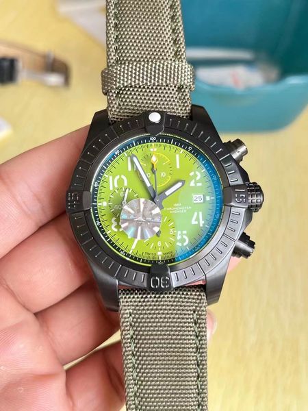 designer watch men's watch men's automatic mechanical sports watch 45mm black titanium case grass green surface with luminous stre, Slivery;brown
designer watch men's watch men's automatic mechanical sports watch 45mm black titanium case grass green surface with luminous stre, Slivery;brown