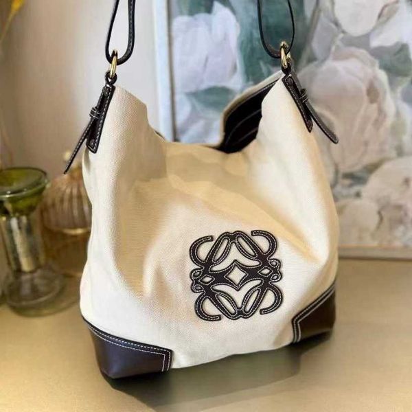 designer luxury loweitys leather splicing bags for womens handbags weave strap the tote bag multicolour crossbody 7a fashion versatile walle
designer luxury loweitys leather splicing bags for womens handbags weave strap the tote bag multicolour crossbody 7a fashion versatile walle