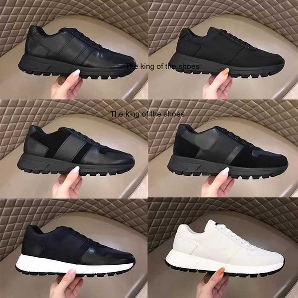 2023 og with box prad designer shoes men prax 01 sneakers real leather platform flat trainers cloth lace-up runner breathable canvas shoe ru, Black
2023 og with box prad designer shoes men prax 01 sneakers real leather platform flat trainers cloth lace-up runner breathable canvas shoe ru, Black