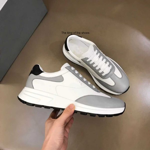 perfect brand prax 01 sneakers shoes men triangle re-nylon brushed leather white black breath technical materials casual walking eu38-46
perfect brand prax 01 sneakers shoes men triangle re-nylon brushed leather white black breath technical materials casual walking eu38-46
