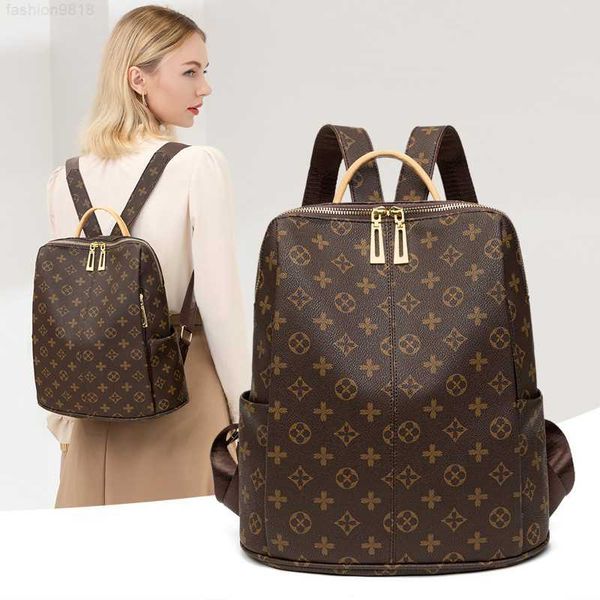 2023 new printed ladies backpack easy to build fashion anti-theft backpack single shoulder messenger dual use large capacity
2023 new printed ladies backpack easy to build fashion anti-theft backpack single shoulder messenger dual use large capacity