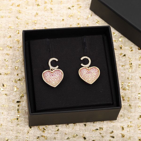 2023 luxury quality charm drop earring heart shape design in two colors diamond have box stamp ps3226a, Golden
2023 luxury quality charm drop earring heart shape design in two colors diamond have box stamp ps3226a, Golden