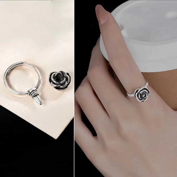band rings detachable rotate rose flower self defense ring with thorn female safety antique silver color adjustable open finger rings aa2303
band rings detachable rotate rose flower self defense ring with thorn female safety antique silver color adjustable open finger rings aa2303