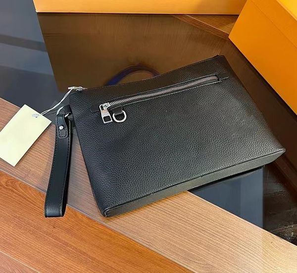 designers clutch bags men and women luxurys handbags lady classic large capacity brown purses business pouch wash bag louiseities viutonitie
designers clutch bags men and women luxurys handbags lady classic large capacity brown purses business pouch wash bag louiseities viutonitie