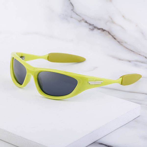 2023 fashion polarized classic designer sunglasses for men women luxury polarized pilot sun glasses uv400 eyewear metal frame polaroid lens, White;black
2023 fashion polarized classic designer sunglasses for men women luxury polarized pilot sun glasses uv400 eyewear metal frame polaroid lens, White;black