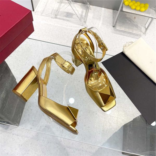 business heel letter valentinolies leather high fashion metal buckle dress wedding party shoes casual flat women shoes 03-013 txnq, Black
business heel letter valentinolies leather high fashion metal buckle dress wedding party shoes casual flat women shoes 03-013 txnq, Black