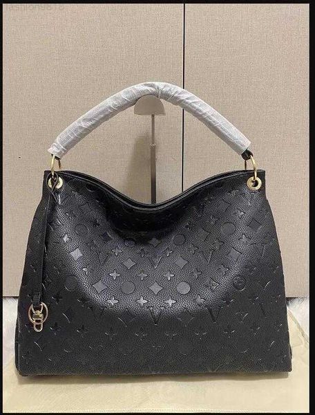 backpack handbags bag classic fashion all match trend one shoulder stitching retro ladies chain handbags che bags
backpack handbags bag classic fashion all match trend one shoulder stitching retro ladies chain handbags che bags
