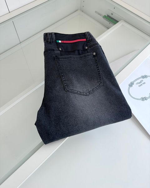 2023ss new hiking pants men's jeans classic versatile five-bag smoky grey wash straight sleeve jeans luxury triangle clothing, Blue
2023ss new hiking pants men's jeans classic versatile five-bag smoky grey wash straight sleeve jeans luxury triangle clothing, Blue