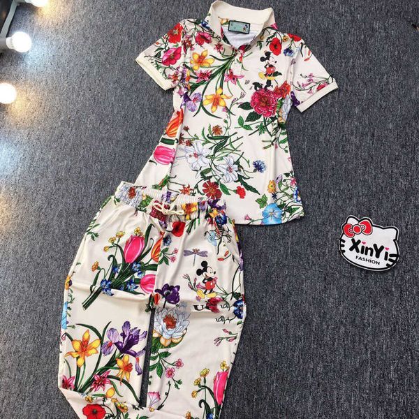 22ss brand designer women polo shirt trousers set printing short sleeved trousers sports suit shirt womens clothing, Gray
22ss brand designer women polo shirt trousers set printing short sleeved trousers sports suit shirt womens clothing, Gray