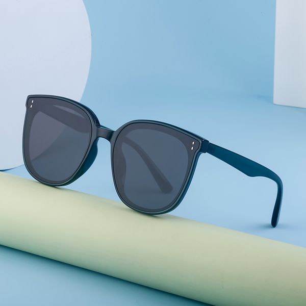luxury desihner sunglasses polaroid lens mens women goggle senior fashion eyewear for women sun glasses frame vintage metal uv 400 sun glass, White;black
luxury desihner sunglasses polaroid lens mens women goggle senior fashion eyewear for women sun glasses frame vintage metal uv 400 sun glass, White;black