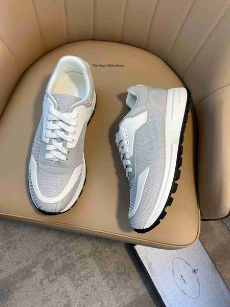 prax 01 men shoes sneakers running soprt men's flat leather brand racing casual with box size 38-45 d889, Black
prax 01 men shoes sneakers running soprt men's flat leather brand racing casual with box size 38-45 d889, Black