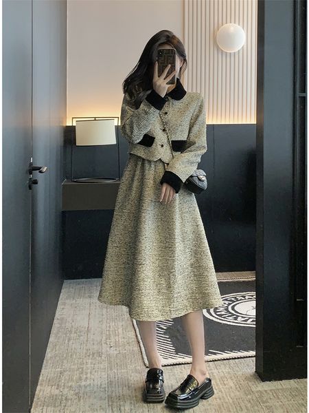 two piece dress 2023 skirt suits winter clothes matching set of professional korean style twopiece suit women's clothing 230307, White
two piece dress 2023 skirt suits winter clothes matching set of professional korean style twopiece suit women's clothing 230307, White