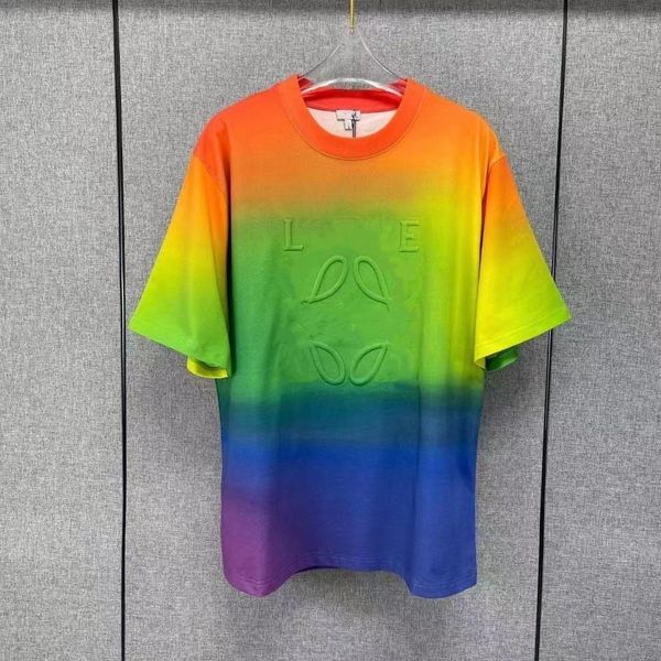 2023ss europe designer t-shirts fashion gradient color for men women summer short sleeve cotton breathable casual streetwear, White
2023ss europe designer t-shirts fashion gradient color for men women summer short sleeve cotton breathable casual streetwear, White