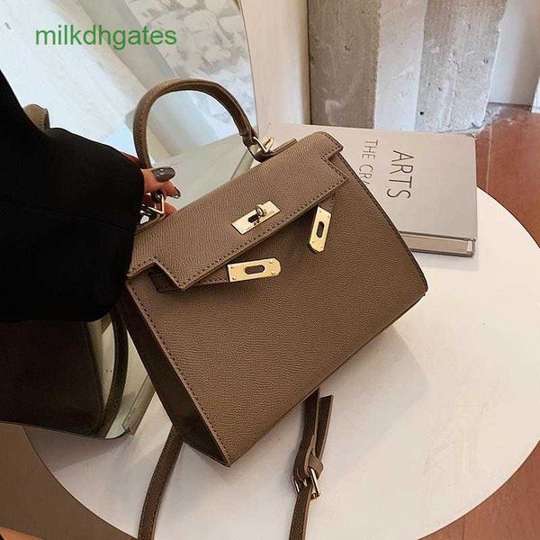 h kelys designer bags high class small women 2023 fashion versatile handheld net red one shoulder crossbody
h kelys designer bags high class small women 2023 fashion versatile handheld net red one shoulder crossbody