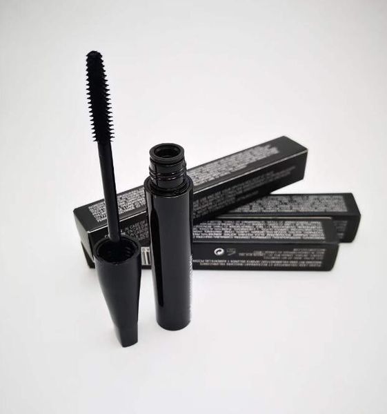5pcs makeup good haute & naughty mascara black 10g 
5pcs makeup good haute & naughty mascara black 10g