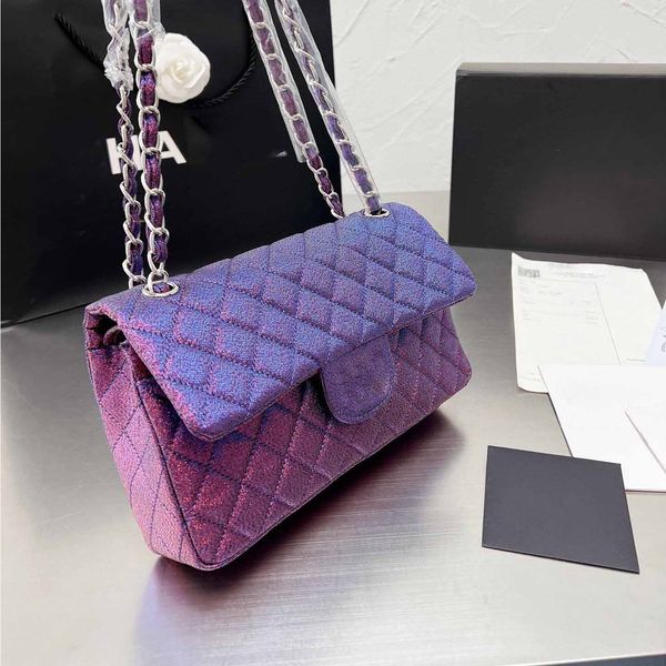 classic womens large capacity cowhide underarm bag diamond lattice quilted metal chain luxury designer multi pocket shoulder bag flap outdoo
classic womens large capacity cowhide underarm bag diamond lattice quilted metal chain luxury designer multi pocket shoulder bag flap outdoo
