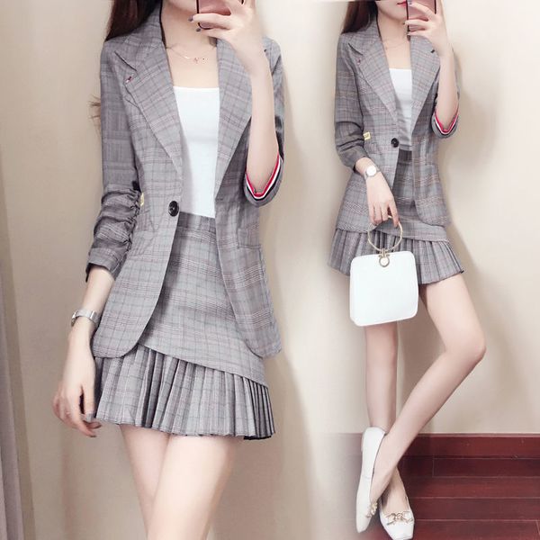 two piece dress small suit short skirt set female spring korean version of fashion temperament autumn pleated two piece 230308, White
two piece dress small suit short skirt set female spring korean version of fashion temperament autumn pleated two piece 230308, White