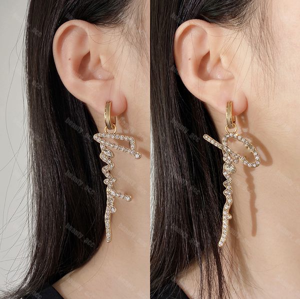 brand designer earrings fretwork hoops crystal studs gv full diamond letters earring designer jewelry for women wedding party accessories, Golden;silver
brand designer earrings fretwork hoops crystal studs gv full diamond letters earring designer jewelry for women wedding party accessories, Golden;silver