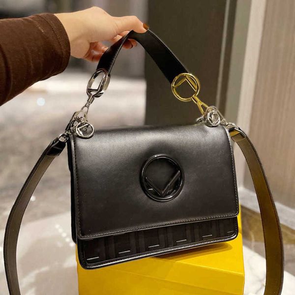 shoulder bag designer handbags women leather crossbody bag fashion color matching messenger baguette bags lady black purses 230218
shoulder bag designer handbags women leather crossbody bag fashion color matching messenger baguette bags lady black purses 230218
