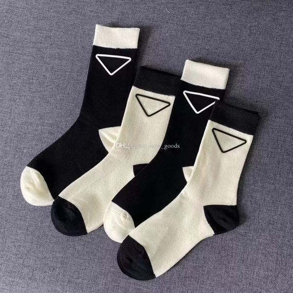 2023 designer men and women socks brands luxury sports winter letter knit sock hosiery cotton 4pcs/lot with box n1, Black
2023 designer men and women socks brands luxury sports winter letter knit sock hosiery cotton 4pcs/lot with box n1, Black