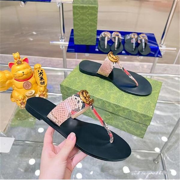 2023 classic men slippers summer rubber bottom women shoe beach slides letter flat slipper designer shoes metal button sandals lazy lady loa, Black
2023 classic men slippers summer rubber bottom women shoe beach slides letter flat slipper designer shoes metal button sandals lazy lady loa, Black