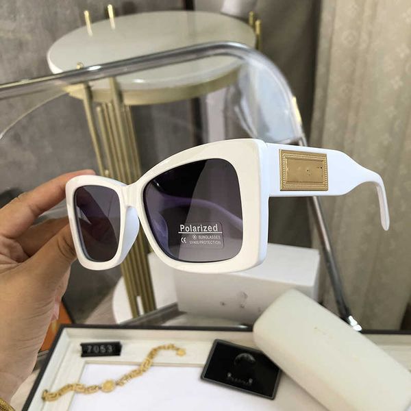 luxurious designer versage sunglass versage womsunglasses ens sage mens punk metal fashion fashion baseball sunglasses fashion white, White;black
luxurious designer versage sunglass versage womsunglasses ens sage mens punk metal fashion fashion baseball sunglasses fashion white, White;black