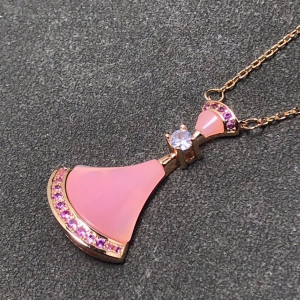 fan bulgarian shaped skirt series designer necklace for woman pink shell gold plated 18k official reproductions fashion luxury classic style, Silver
fan bulgarian shaped skirt series designer necklace for woman pink shell gold plated 18k official reproductions fashion luxury classic style, Silver