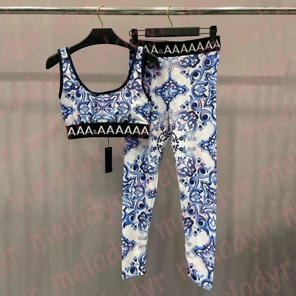 designer yoga tracksuits sport vest pants set fashion print womens training suit outdoor workout sportswear, Black
designer yoga tracksuits sport vest pants set fashion print womens training suit outdoor workout sportswear, Black