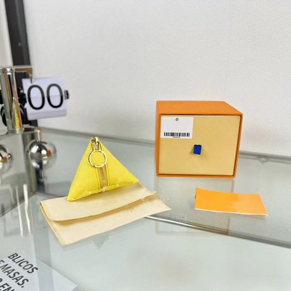 designer key wallets classic brand zongzi mini zipper wallets women men coin purses keycchain couple bags totes pendant keyring holiday gift, Red;blue
designer key wallets classic brand zongzi mini zipper wallets women men coin purses keycchain couple bags totes pendant keyring holiday gift, Red;blue