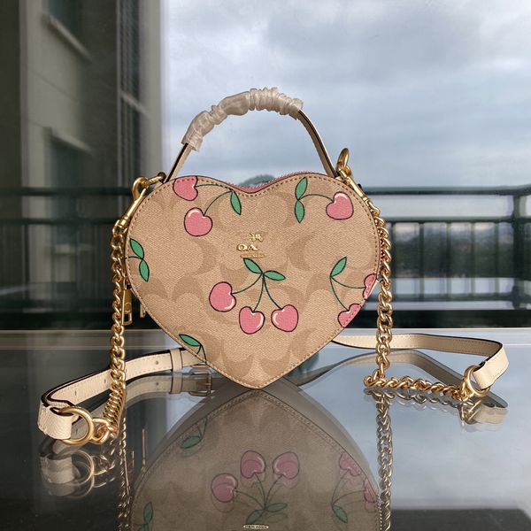 new love messenger totes bag phone key wallet pen note casual popular geometric shape ingenious and loving design small bag
new love messenger totes bag phone key wallet pen note casual popular geometric shape ingenious and loving design small bag