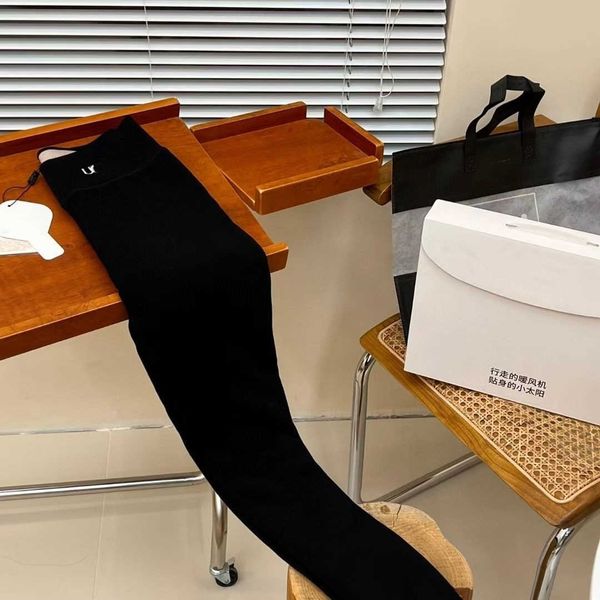 23ss designer brand leggings winter warm plush silk wool pants oversized wear 160 kg, Black
23ss designer brand leggings winter warm plush silk wool pants oversized wear 160 kg, Black