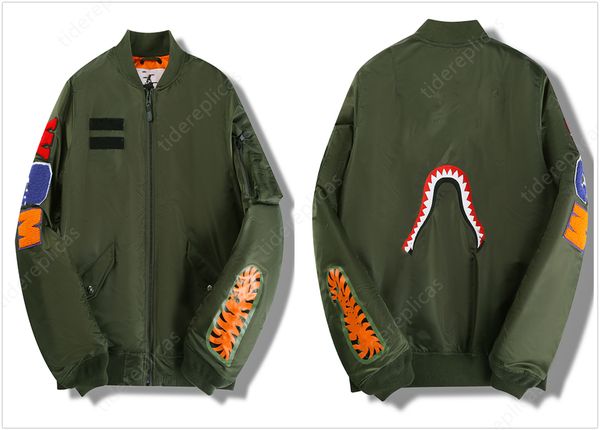 coat designer cotton 2023 mens baseball jacket windbreaker windbreak varsity lightning letter stitching single breasted color block stand co, Black;brown
coat designer cotton 2023 mens baseball jacket windbreaker windbreak varsity lightning letter stitching single breasted color block stand co, Black;brown