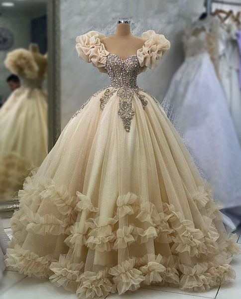 luxury ball gown evening dresses sleeveless sweetheart beaded appliques sequins floor length diamodns pearls formal prom dresses gowns plus, Black;red
luxury ball gown evening dresses sleeveless sweetheart beaded appliques sequins floor length diamodns pearls formal prom dresses gowns plus, Black;red