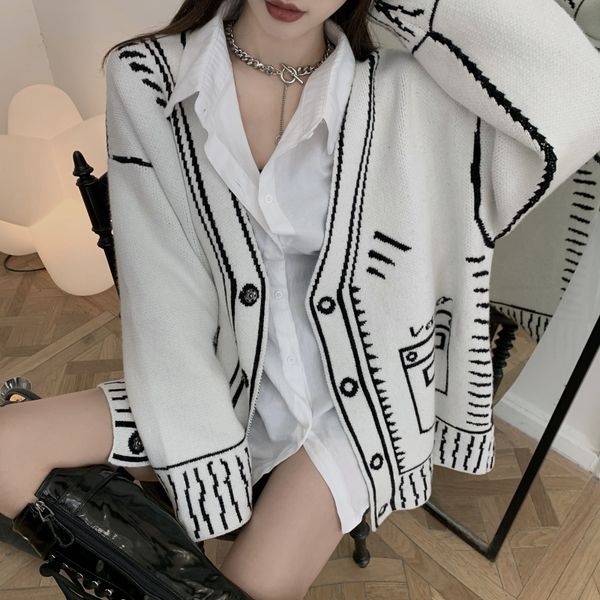 women's knits tees retro loose graffiti cardigan knitted jacket long v neck autumn winter sweaters solid casual pull white black coats
women's knits tees retro loose graffiti cardigan knitted jacket long v neck autumn winter sweaters solid casual pull white black coats