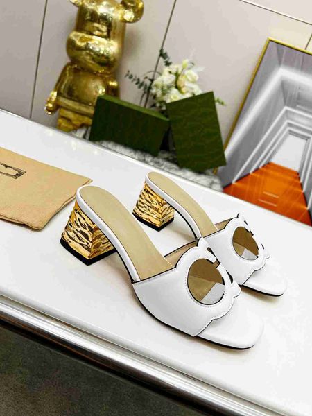 luxury designer women's shoes classic fashion flat sandals channel thick bottom casual open-toe summer fashion women's shoes beach, Black
luxury designer women's shoes classic fashion flat sandals channel thick bottom casual open-toe summer fashion women's shoes beach, Black