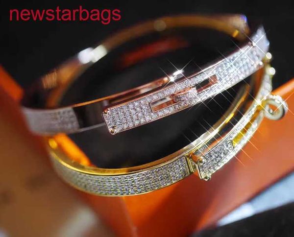 designer herms bracelet for sale luxury full diamond h bracelet star rotary buckle cdc high carbon gold jewelry, Golden;silver
designer herms bracelet for sale luxury full diamond h bracelet star rotary buckle cdc high carbon gold jewelry, Golden;silver
