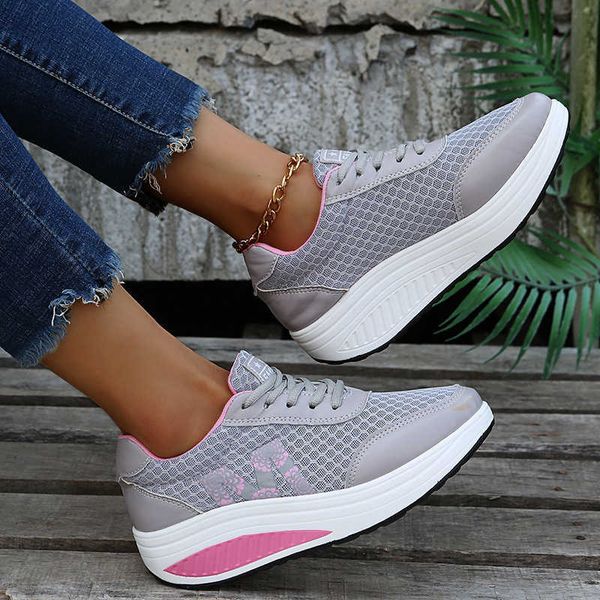 dress shoes women sneakers 2022 lace up casual sneakers for women flat sneakers plus size comfortable breathable female large size 35~43, Black
dress shoes women sneakers 2022 lace up casual sneakers for women flat sneakers plus size comfortable breathable female large size 35~43, Black